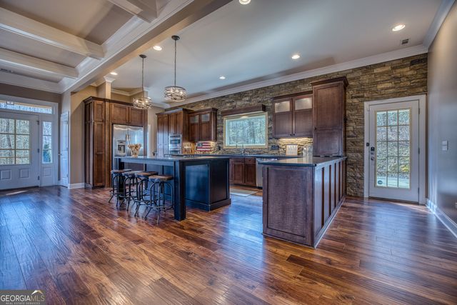 112 Springhill Lane, Clarkesville, GA 30523