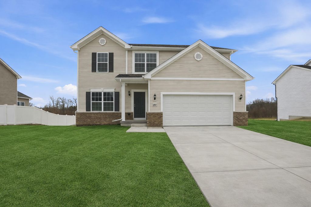 6587 E 104th Avenue, Winfield, IN 46307