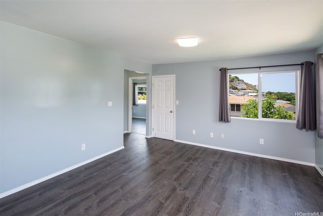 3533 Hinahina Street, Honolulu, HI 96816