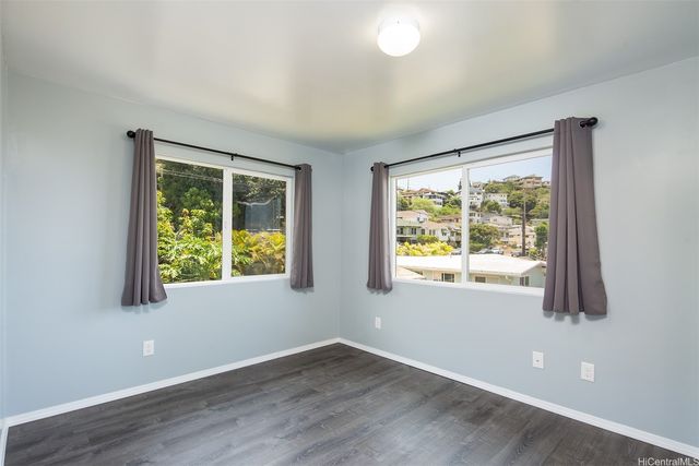 3533 Hinahina Street, Honolulu, HI 96816