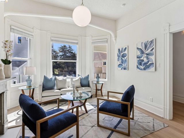 425 Central Ave, Alameda, CA 94501