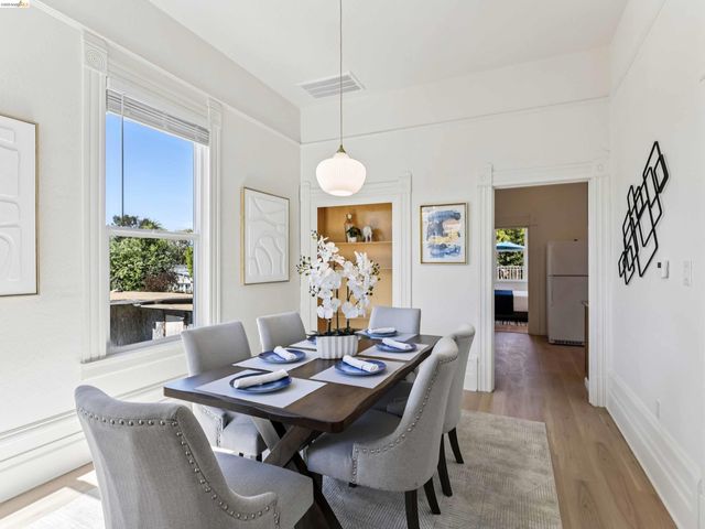 425 Central Ave, Alameda, CA 94501