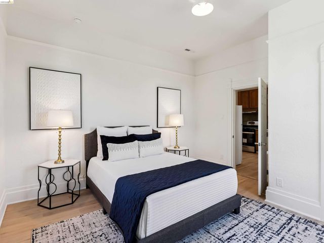 425 Central Ave, Alameda, CA 94501