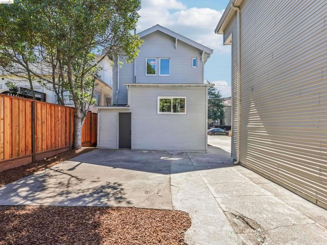 425 Central Ave, Alameda, CA 94501