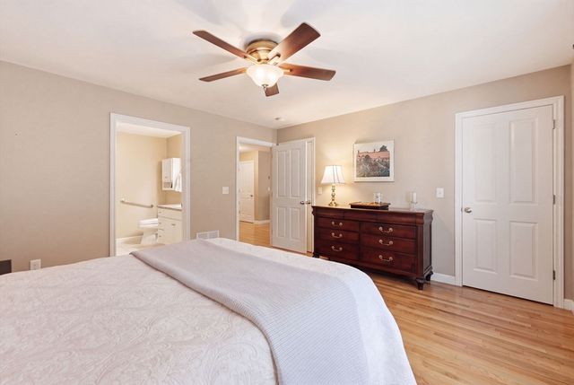 39 Russell Farm Dr 39, Methuen, MA 01844