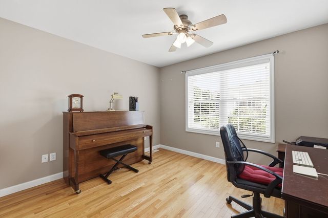 39 Russell Farm Dr 39, Methuen, MA 01844