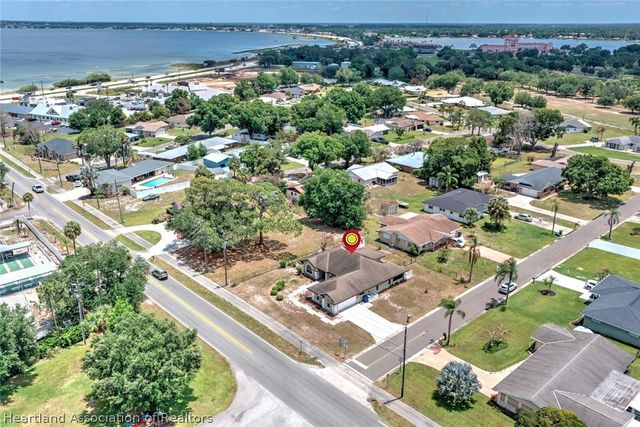 1109 Hammock Road, Sebring, FL 33870