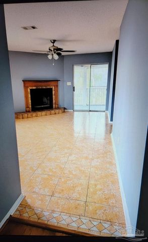 1500 Johnson Ave 221, Pensacola, FL 32514