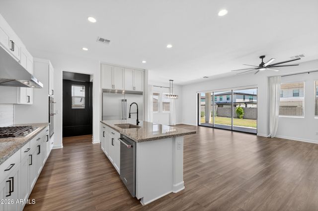 35173 N COVELITE Way, San Tan Valley, AZ 85144