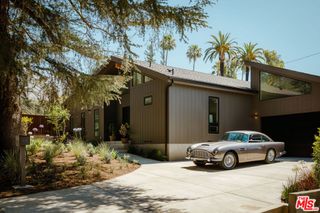 2542 Santa Rosa Avenue, Altadena, CA 91001