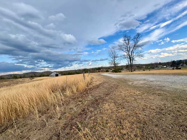 2777 Craig Road, Williamsburg, KY 40769