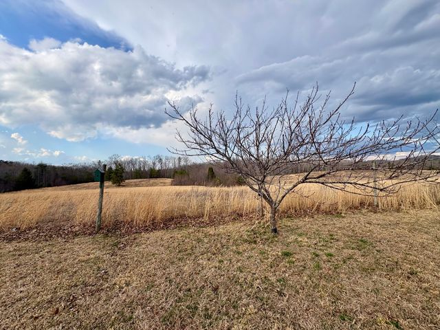 2777 Craig Road, Williamsburg, KY 40769