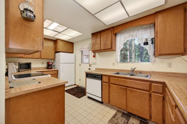 20191 Kit Ct, Volcano, CA 95689