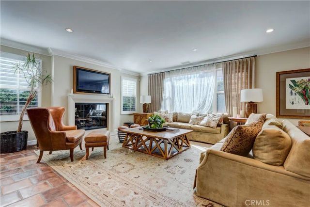 34 Great Lawn, Irvine, CA 92620
