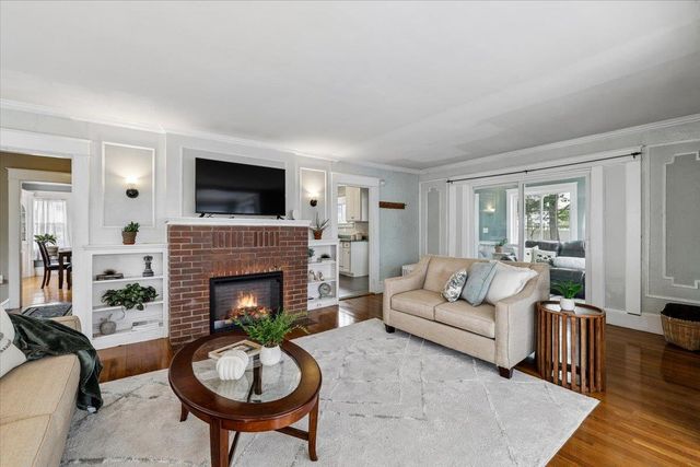 36 Lamprey Street, Manchester, NH 03102
