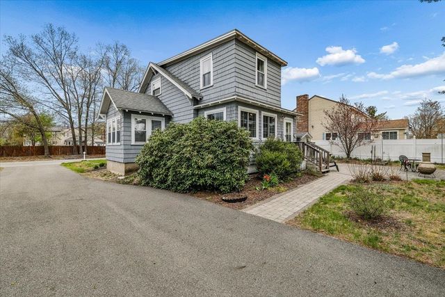 36 Lamprey Street, Manchester, NH 03102