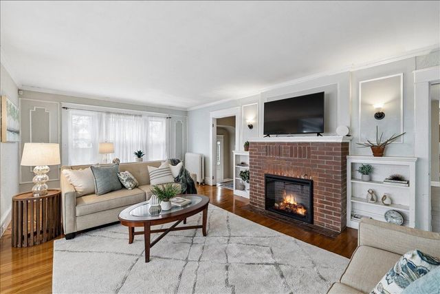 36 Lamprey Street, Manchester, NH 03102