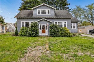 36 Lamprey Street, Manchester, NH 03102