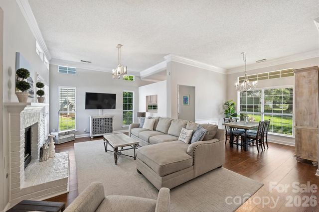 821 Mill Run Drive, Charlotte, NC 28209