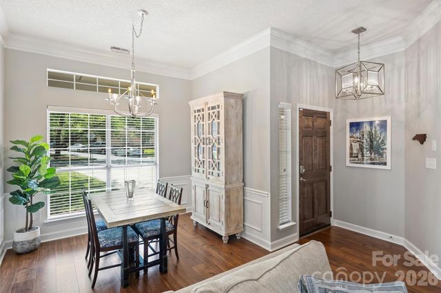 821 Mill Run Drive, Charlotte, NC 28209