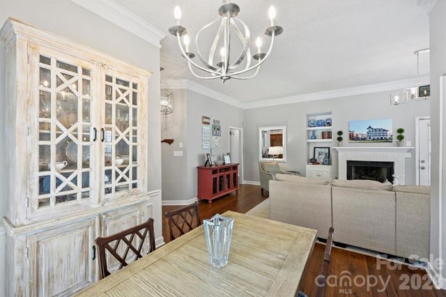 821 Mill Run Drive, Charlotte, NC 28209