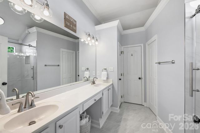 821 Mill Run Drive, Charlotte, NC 28209