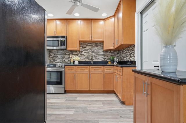 460 NW 136th Street, North Miami, FL 33168