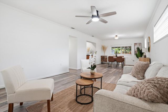 460 NW 136th Street, North Miami, FL 33168