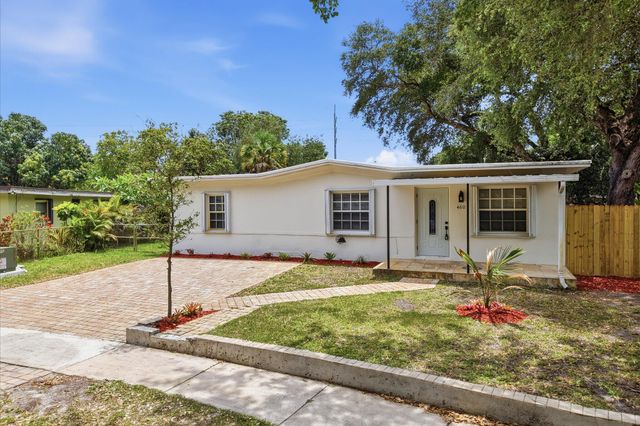 460 NW 136th Street, North Miami, FL 33168