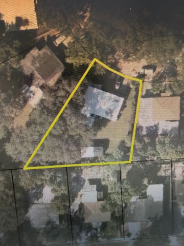 460 NW 136th Street, North Miami, FL 33168