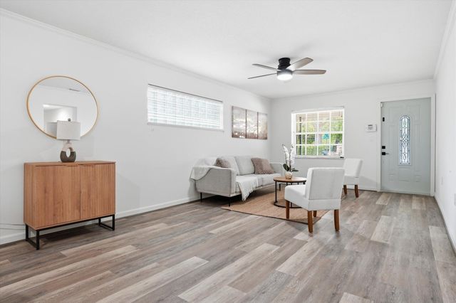 460 NW 136th Street, North Miami, FL 33168