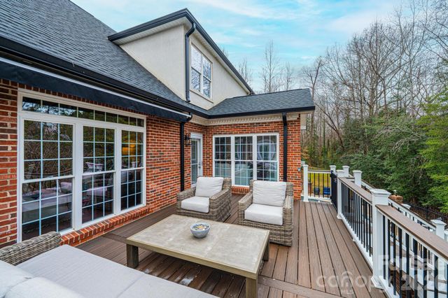 4137 2nd Street NW, Hickory, NC 28601