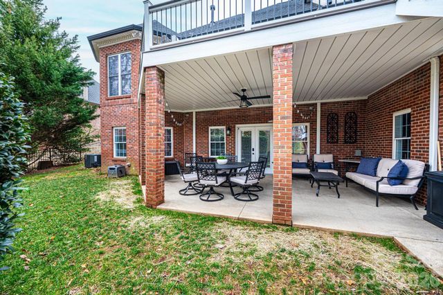 4137 2nd Street NW, Hickory, NC 28601