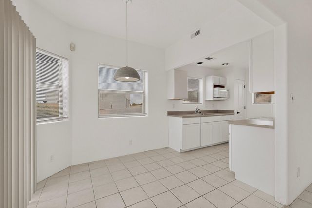 400 Paseo De Corrales, Corrales, NM 87048