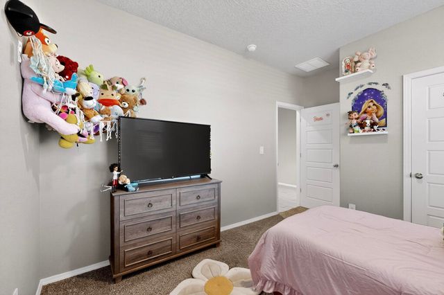 1933 Tesoro Loop NW, Los Lunas, NM 87031