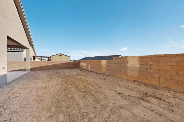 1933 Tesoro Loop NW, Los Lunas, NM 87031