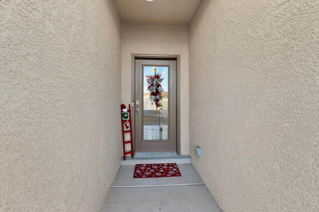 1933 Tesoro Loop NW, Los Lunas, NM 87031