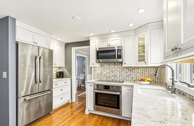 15 Southville Road, Southborough, MA 01772