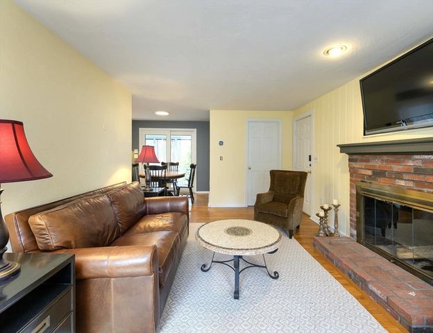 15 Southville Road, Southborough, MA 01772