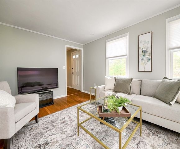 15 Southville Road, Southborough, MA 01772