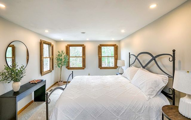 15 Southville Road, Southborough, MA 01772