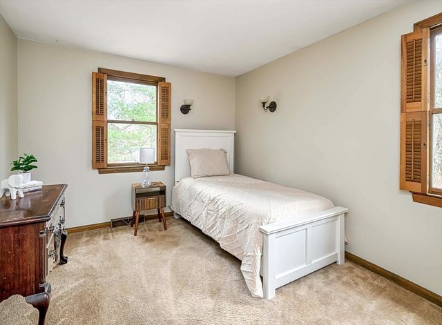 15 Southville Road, Southborough, MA 01772