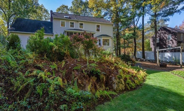 15 Southville Road, Southborough, MA 01772