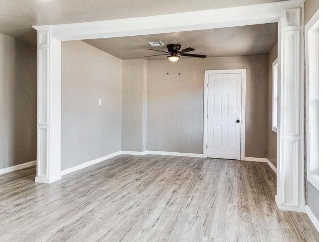 435 NW 53rd St, Lawton, OK 73505