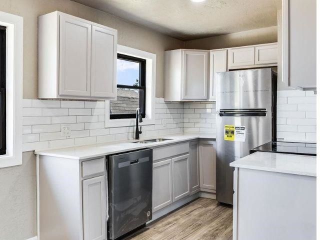 435 NW 53rd St, Lawton, OK 73505