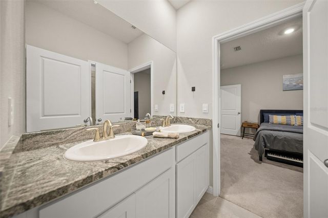 17571 CANTARINA COVE, Bradenton, FL 34211