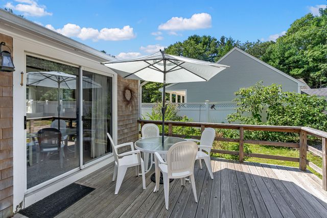 248 Poponessett Rd Road, Cotuit, MA 02635