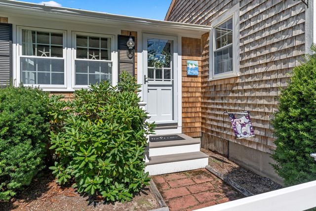 248 Poponessett Rd Road, Cotuit, MA 02635