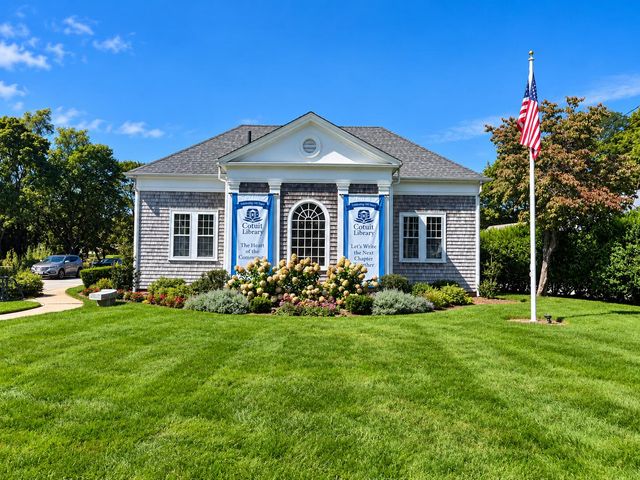 248 Poponessett Rd Road, Cotuit, MA 02635