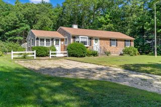 248 Poponessett Rd Road, Cotuit, MA 02635